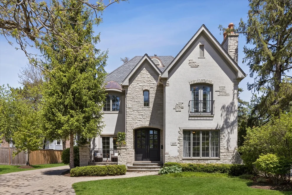 Unit for sale at 117 W NORTH Street, Hinsdale, IL 60521