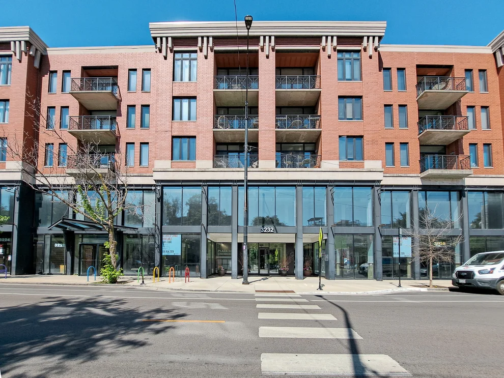 Unit for sale at 3232 N Halsted Street, Chicago, IL 60657