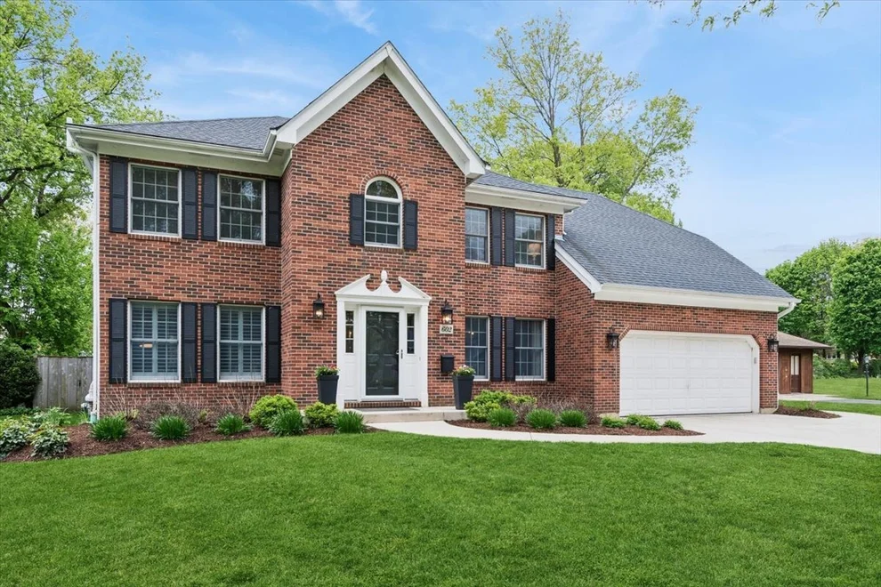 Unit for sale at 602 Gray Street, Geneva, IL 60134