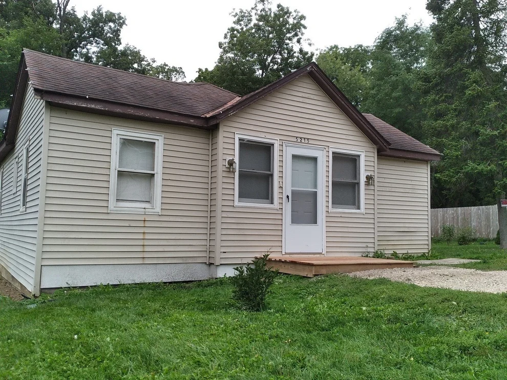 Unit for sale at 5215 W Orchard Drive, McHenry, IL 60050