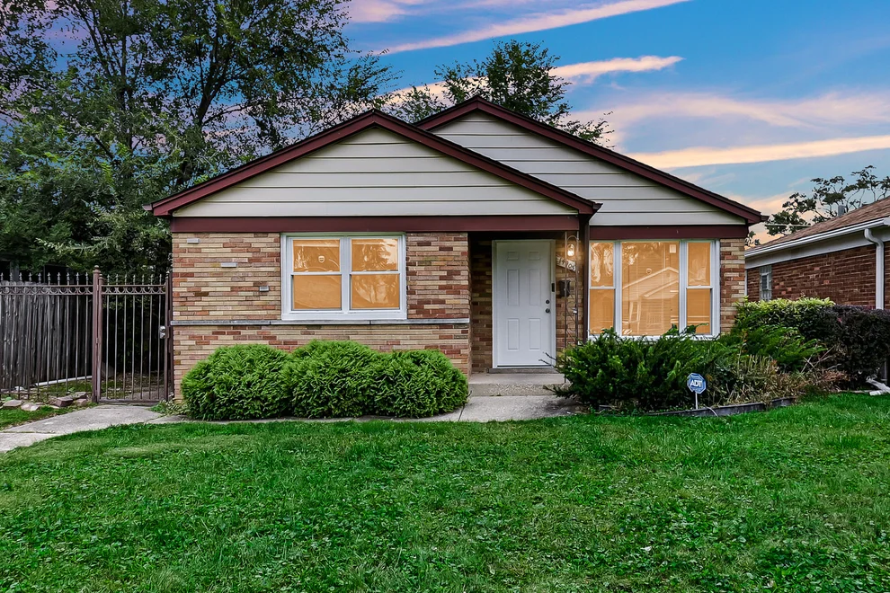 Unit for sale at 14905 Edbrooke Avenue, Dolton, IL 60419