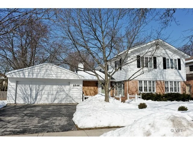 Unit for sale at 2546 OAK Avenue, Northbrook, IL 60062