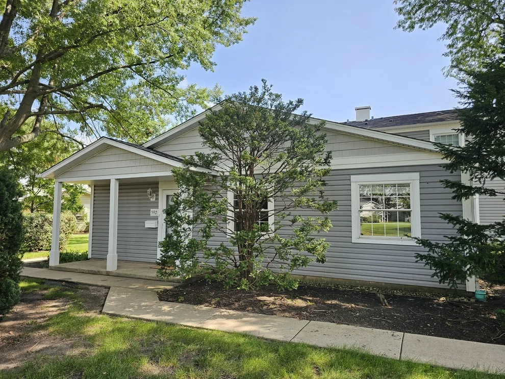 Unit for sale at 592 LOTUS Court, Wheeling, IL 60090