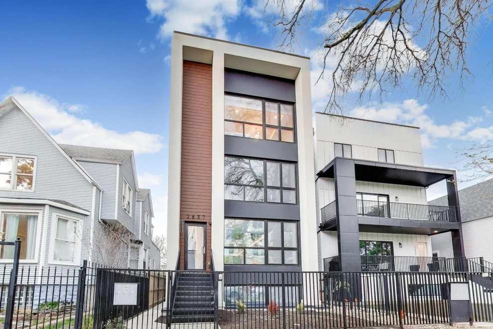 Unit for sale at 2637 N Emmett Street, Chicago, IL 60647