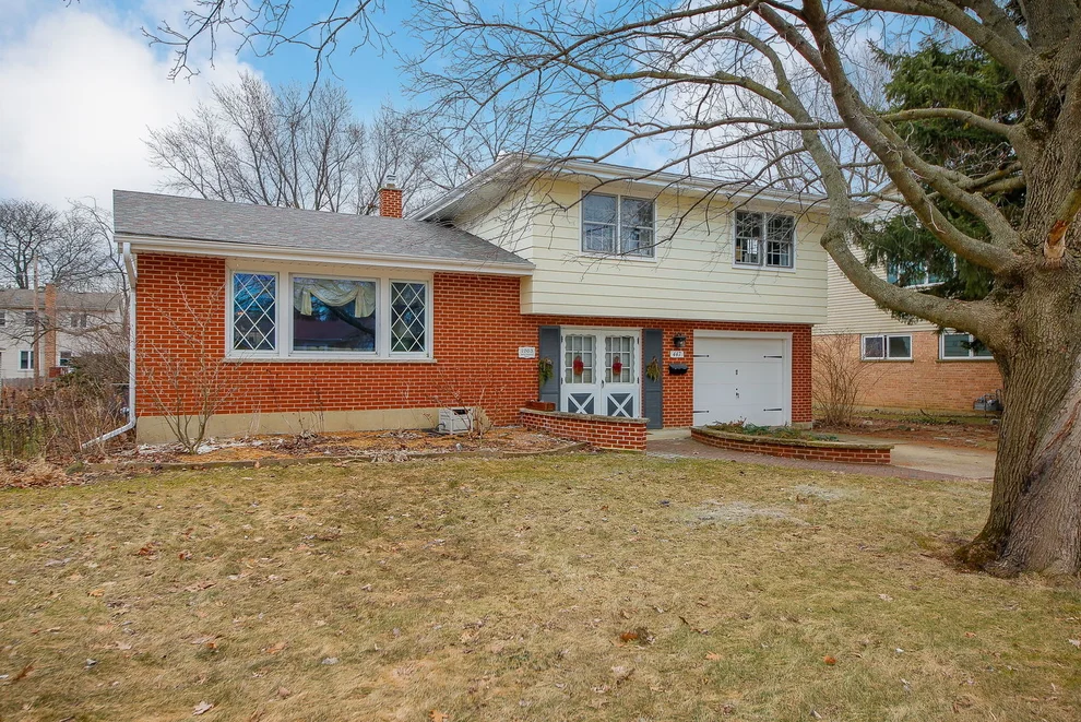Unit for sale at 447 Tennyson Road, Bartlett, IL 60103