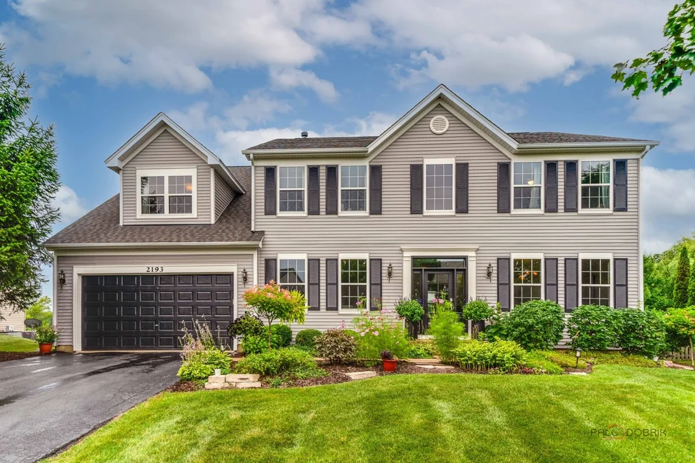 Unit for sale at 2193 Green Glade Way, Wauconda, IL 60084