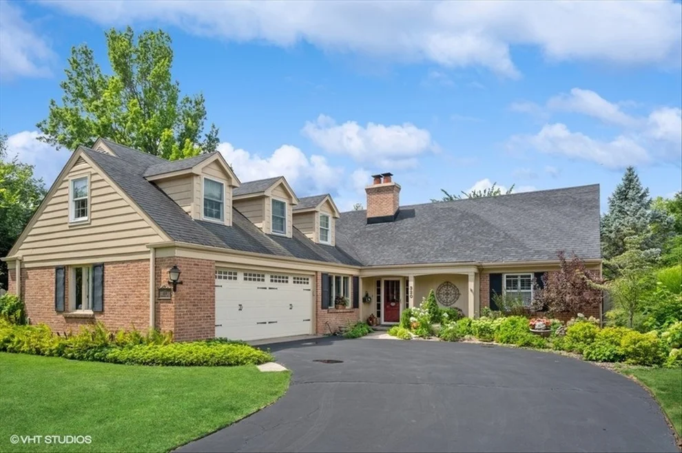 Unit for sale at 320 Churchill Street, Northfield, IL 60093