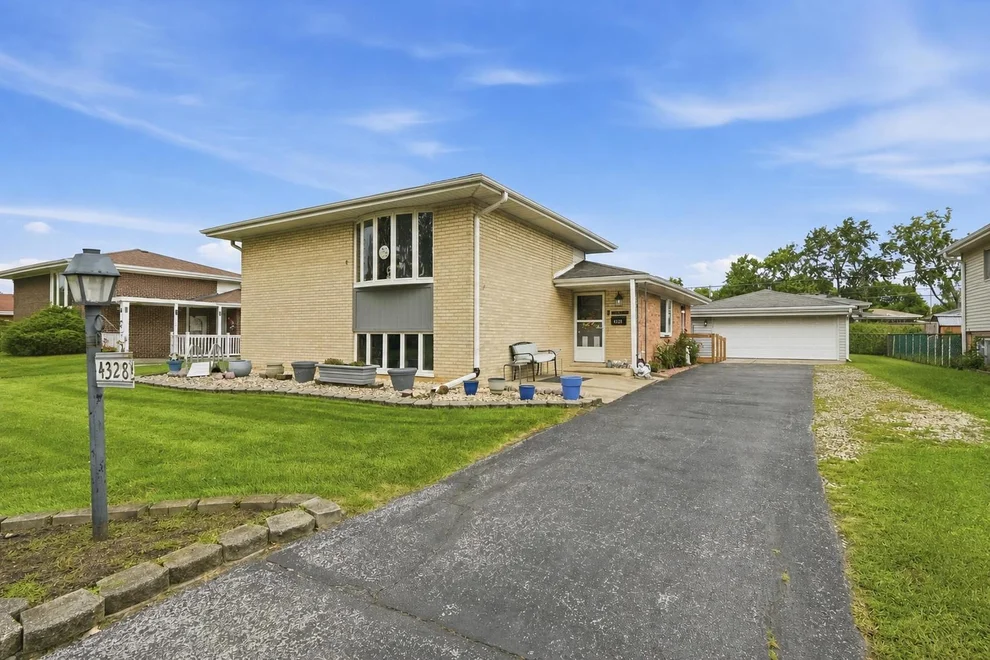 Unit for sale at 4328 WAGMAN Street, Oak Forest, IL 60452