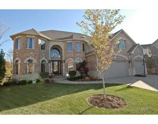 Unit for sale at 777 Anthony Drive, PALATINE, IL 60067