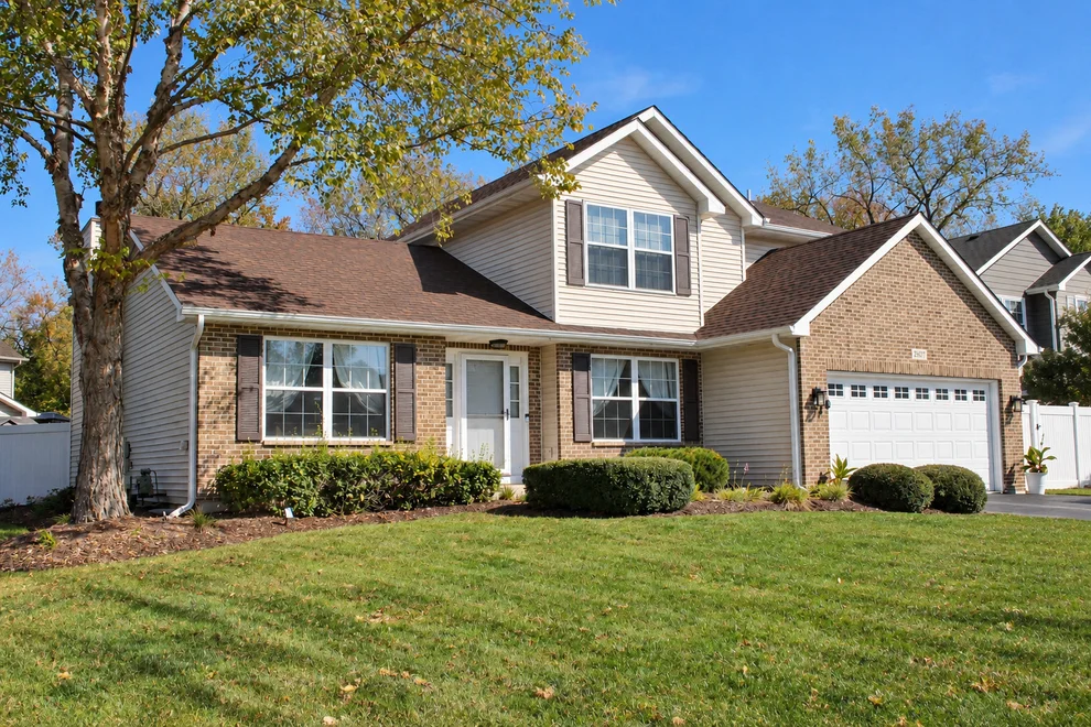 Unit for sale at 2607 Bayberry Court, Joliet, IL 60435