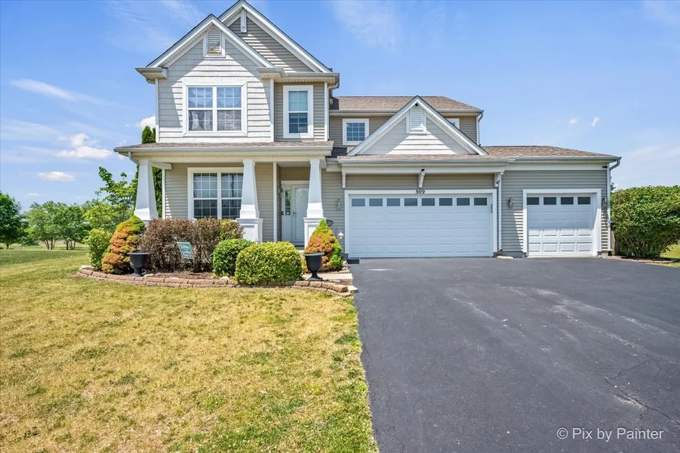 Unit for sale at 909 Avalon Way, Minooka, IL 60447