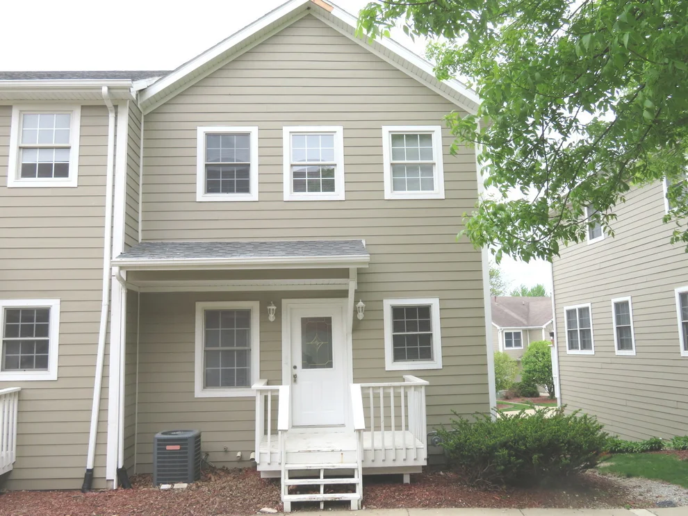 Unit for sale at 2041 Lisbon Road, Morris, IL 60450