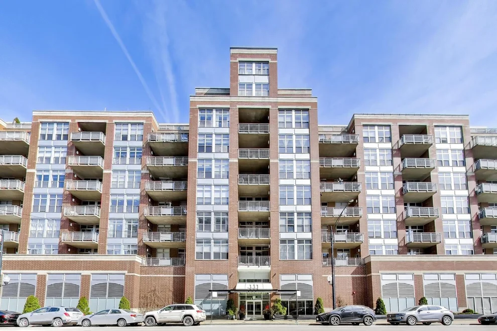 Unit for sale at 111 S MORGAN Street, Chicago, IL 60607