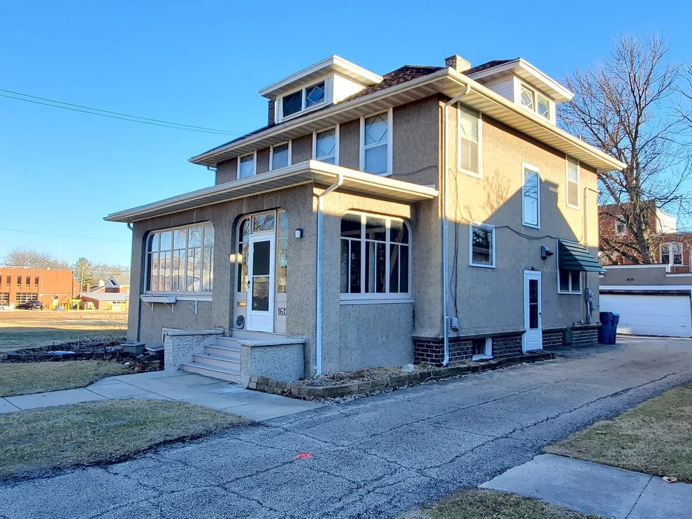 Unit for sale at 1612 5th Street, Peru, IL 61354