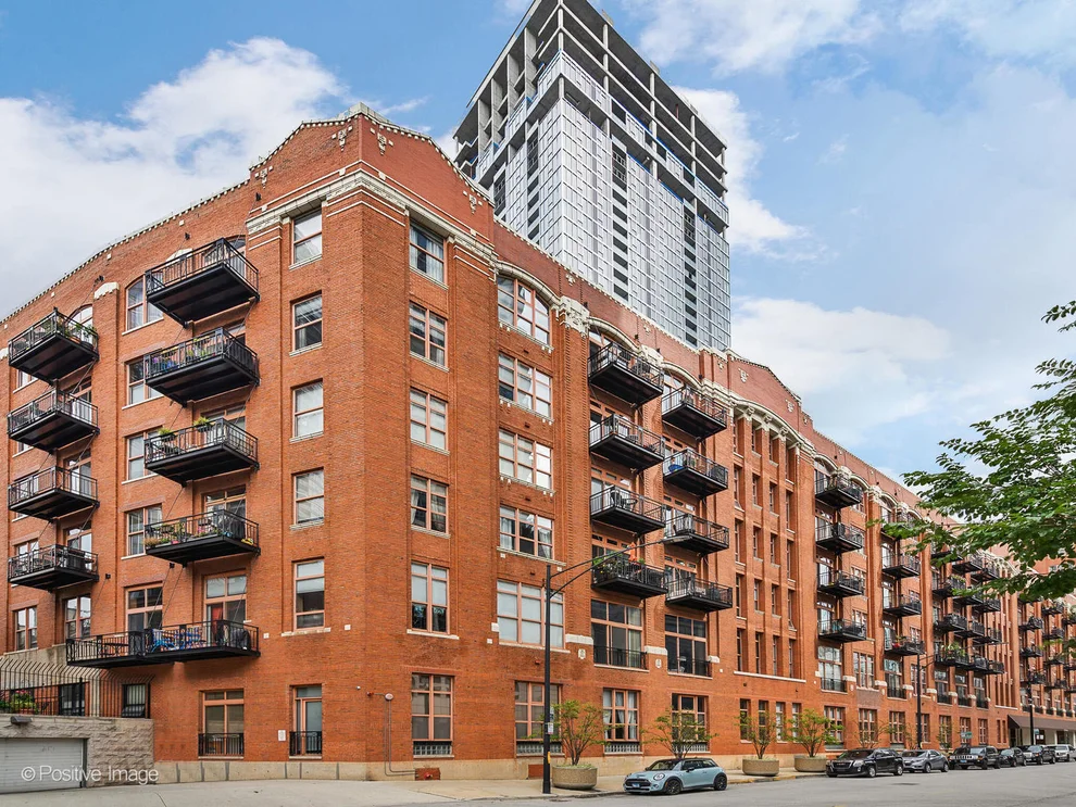 Unit for sale at 360 W Illinois Street, Chicago, IL 60654