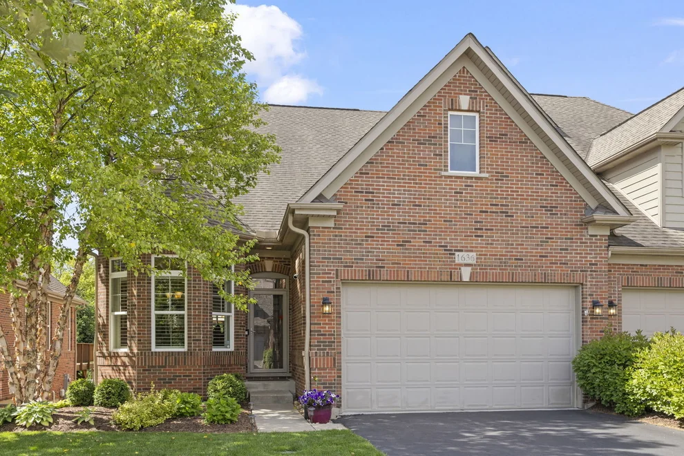 Unit for sale at 1636 Castle Lawn Court, Naperville, IL 60565