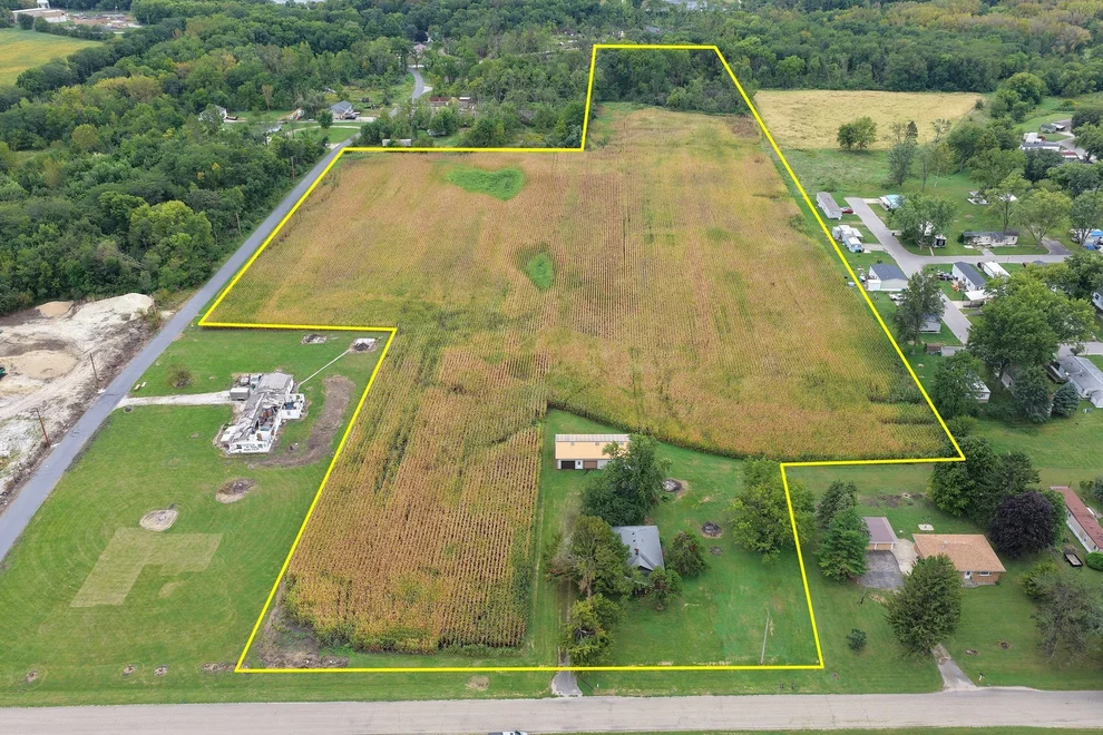Unit for sale at 1003 E Livingston Road, Streator, IL 61364