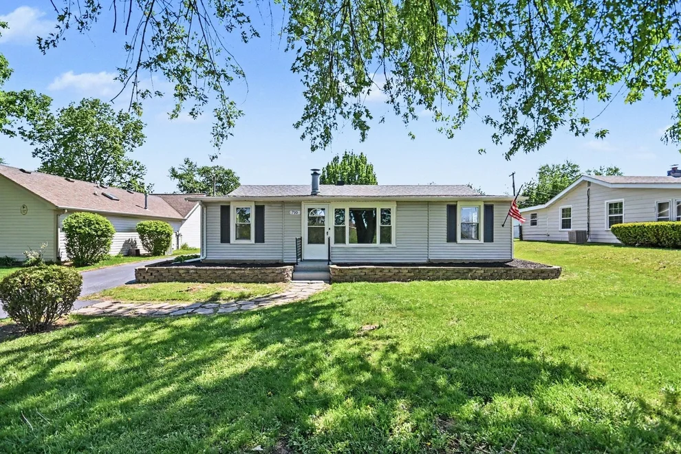 Unit for sale at 710 S Loucks Street, Aurora, IL 60505