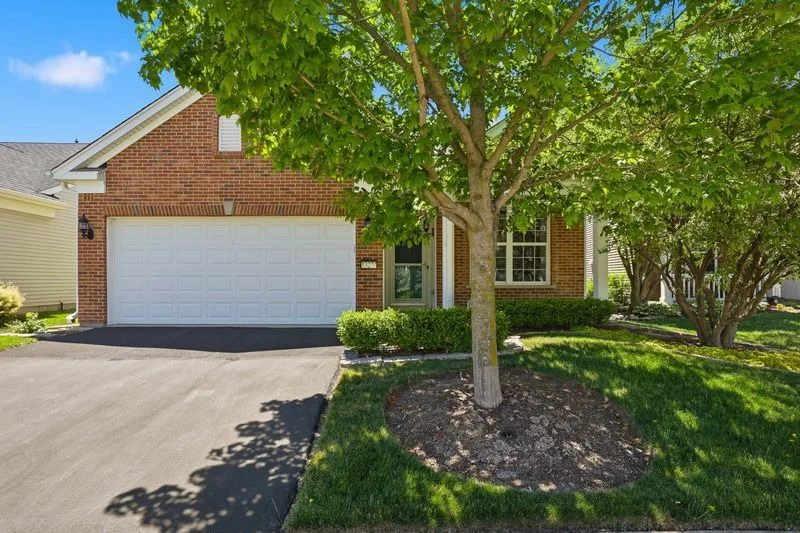 Unit for sale at 13273 Bluebird Lane, Huntley, IL 60142