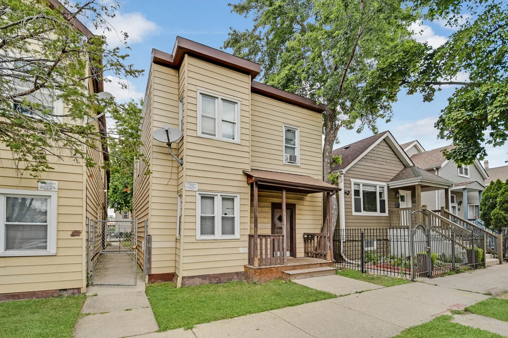 Unit for sale at 2854 W 38th Place, Chicago, IL 60632