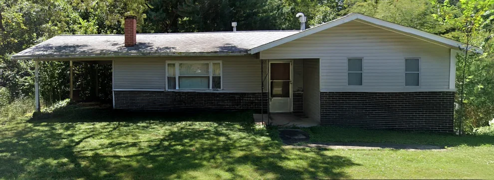 Unit for sale at 250 E Jackson Street, Equality, IL 62934