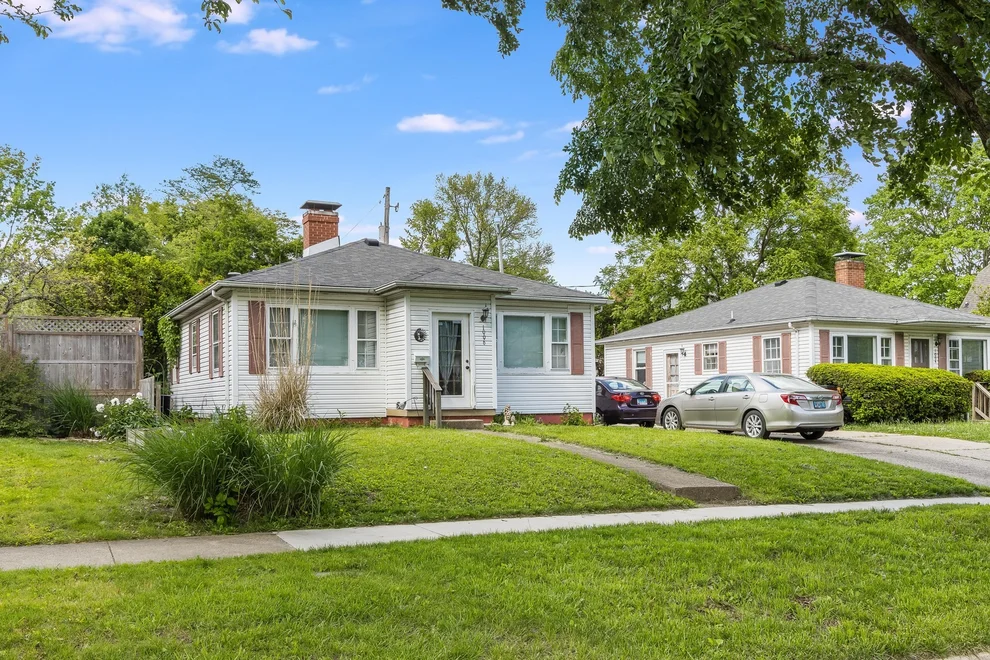 Unit for sale at 1006 W John Street, Champaign, IL 61821