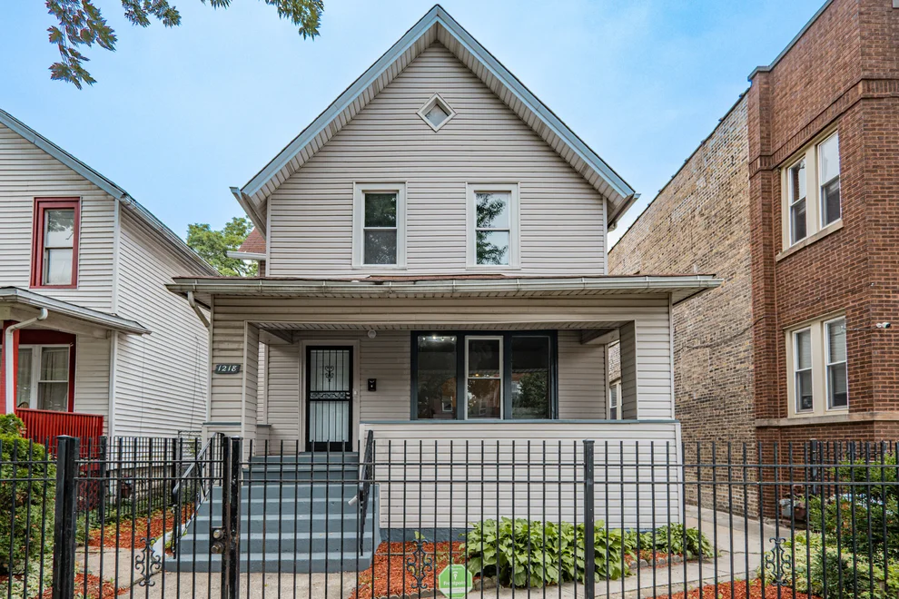 Unit for sale at 1218 N Parkside Avenue, Chicago, IL 60651