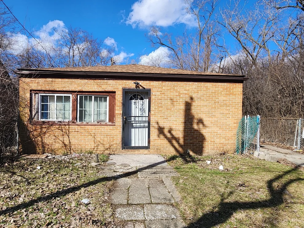 Unit for sale at 3918 Lincoln Lane, Robbins, IL 60472