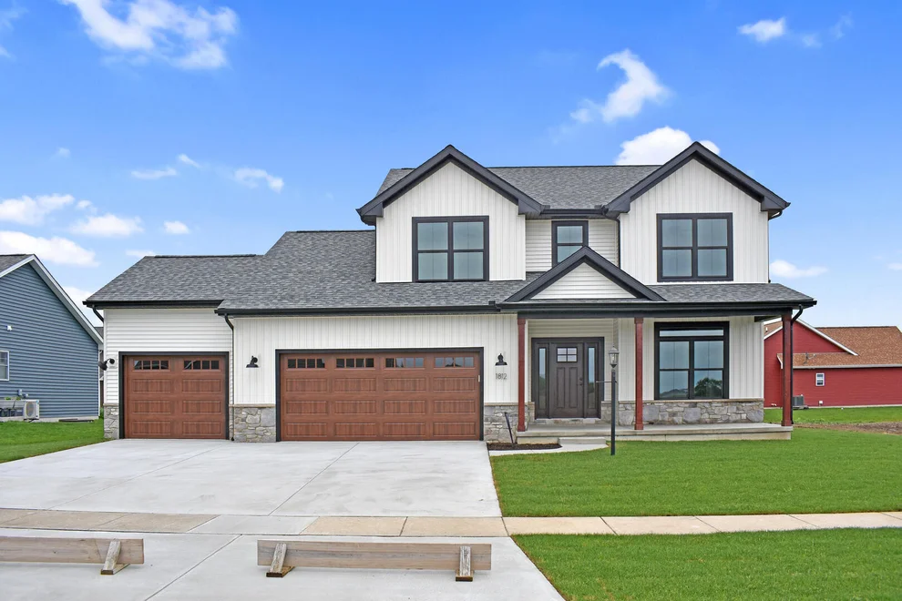 Unit for sale at 1812 Sunny Acres Road, Mahomet, IL 61853