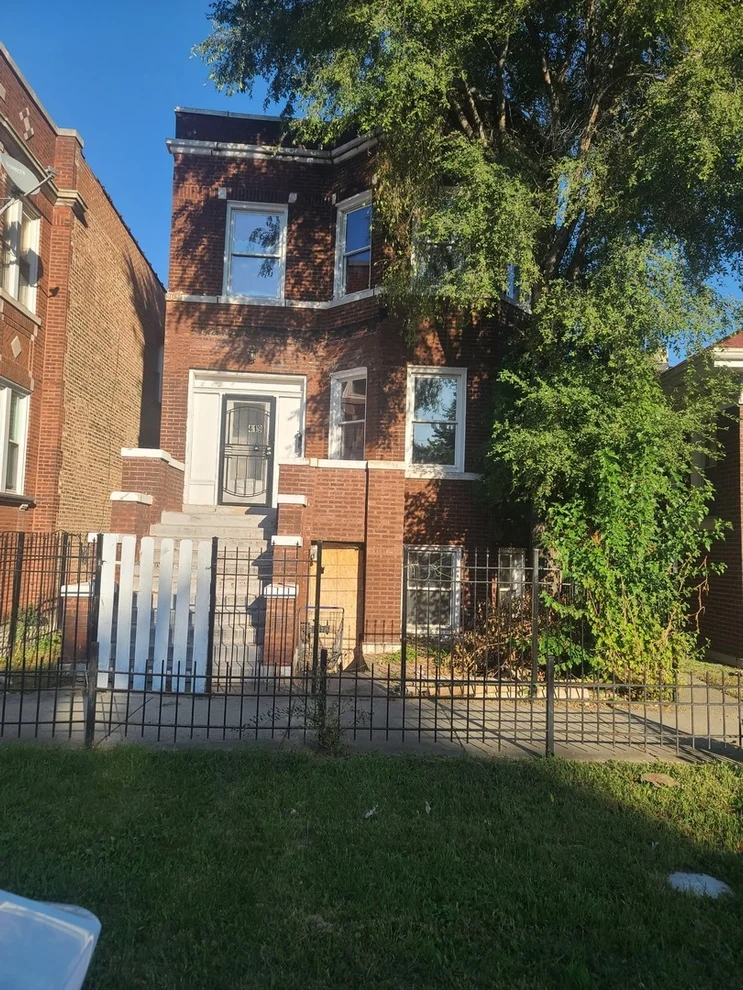 Unit for sale at 5419 S HERMITAGE Avenue, Chicago, IL 60609