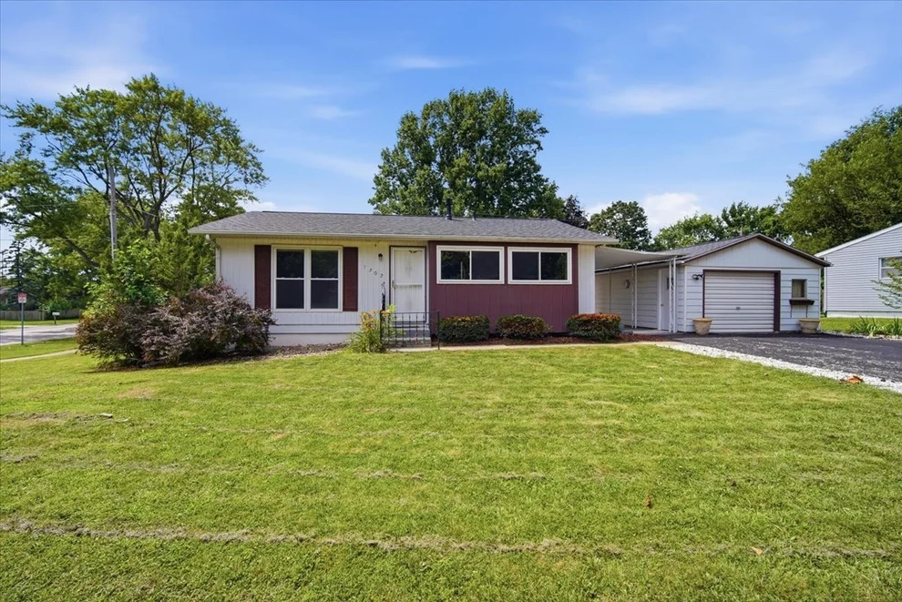 Unit for sale at 1302 Pinehurst Drive, Bloomington, IL 61704
