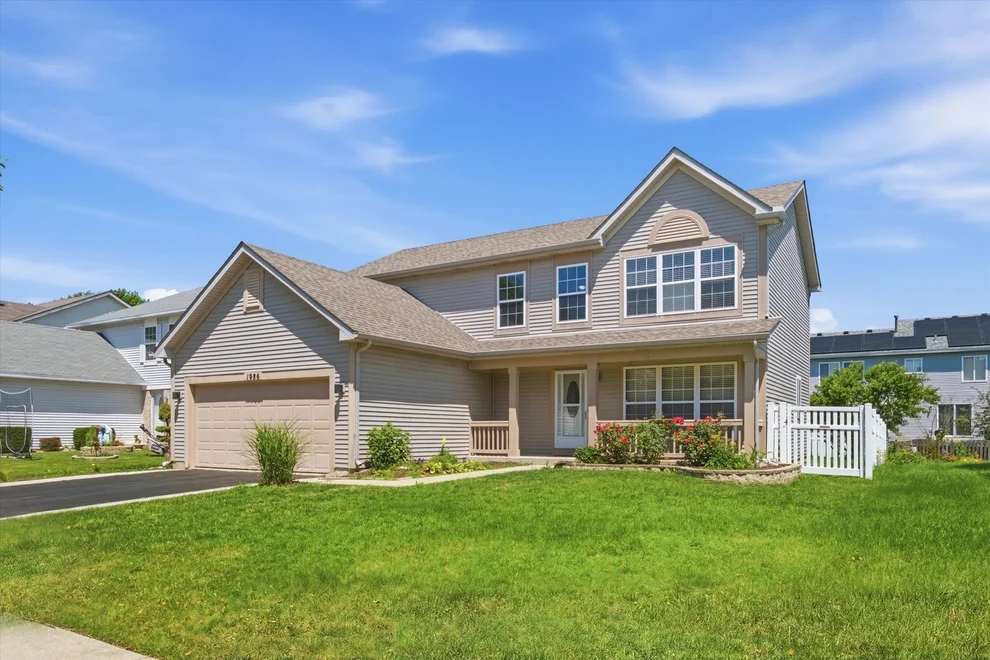 Unit for sale at 1986 Wedgewood Circle, Romeoville, IL 60446