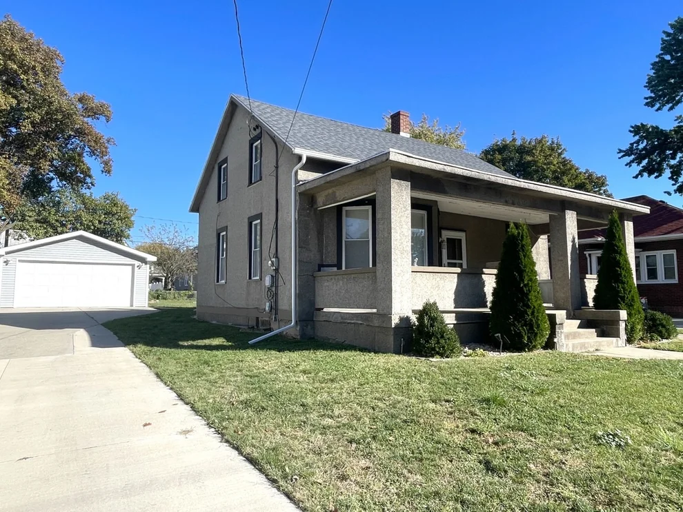 Unit for sale at 2215 3rd Street, Peru, IL 61354