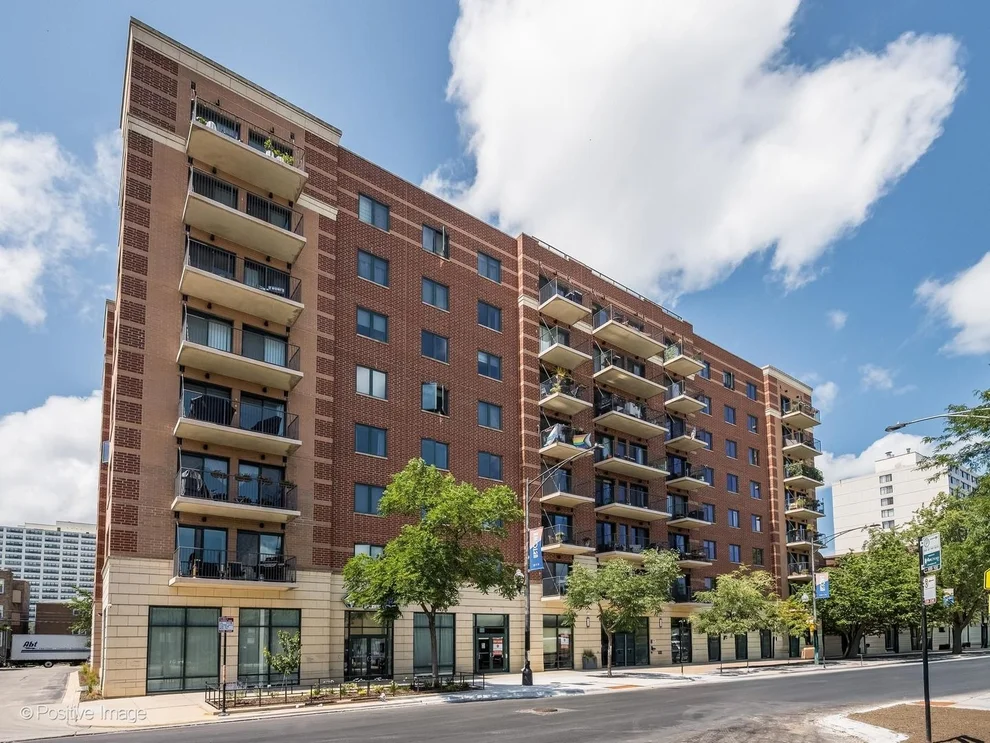 Unit for sale at 4848 N SHERIDAN Road, Chicago, IL 60640