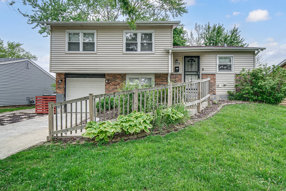 Unit for sale at 3770 176th Street, Country Club Hills, IL 60478