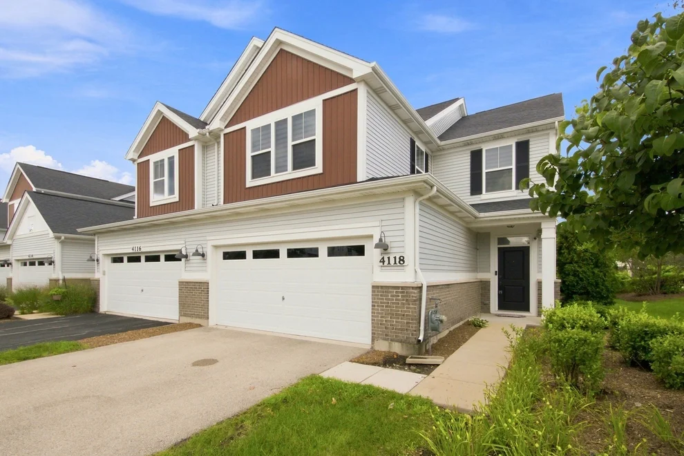 Unit for sale at 4118 Calder Lane, Aurora, IL 60504