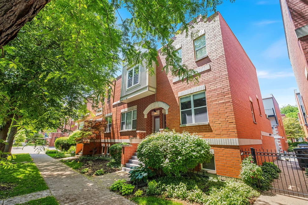 Unit for sale at 3438 N Monticello Avenue, Chicago, IL 60618