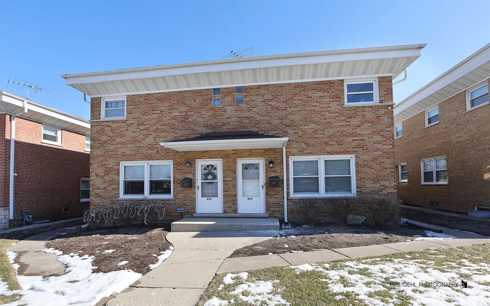 Unit for sale at 447 S Elmhurst Road, Mount Prospect, IL 60056