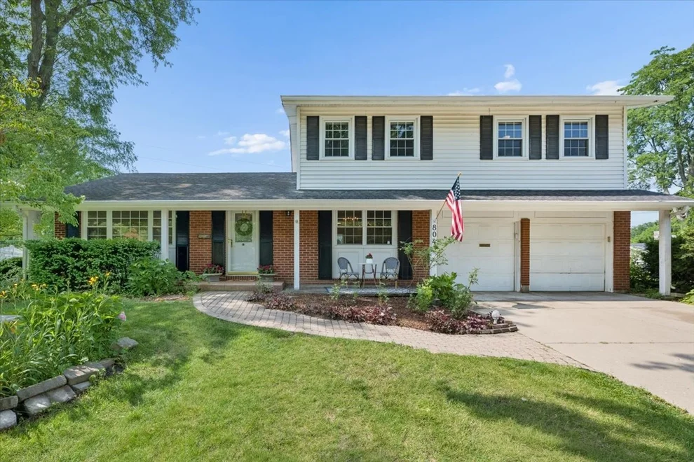 Unit for sale at 804 N Wente Court, Palatine, IL 60074