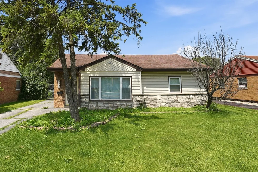 Unit for sale at 10934 S Pulaski Road, Oak Lawn, IL 60453