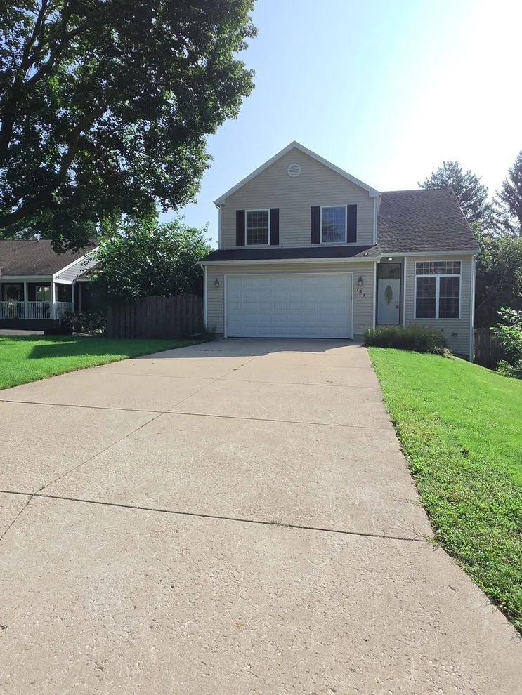 Unit for sale at 159 Wildwood Road, Algonquin, IL 60102