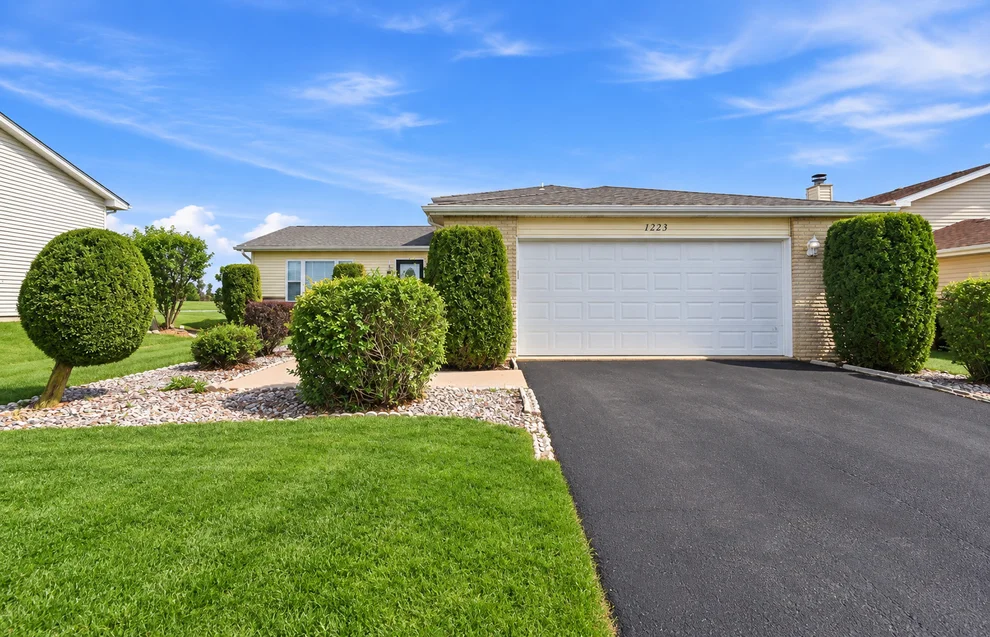 Unit for sale at 1223 Harvest Lane, University Park, IL 60484