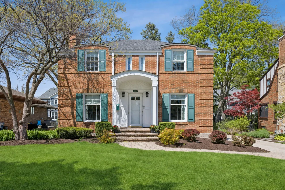 Unit for sale at 349 E Ridge Avenue, Elmhurst, IL 60126