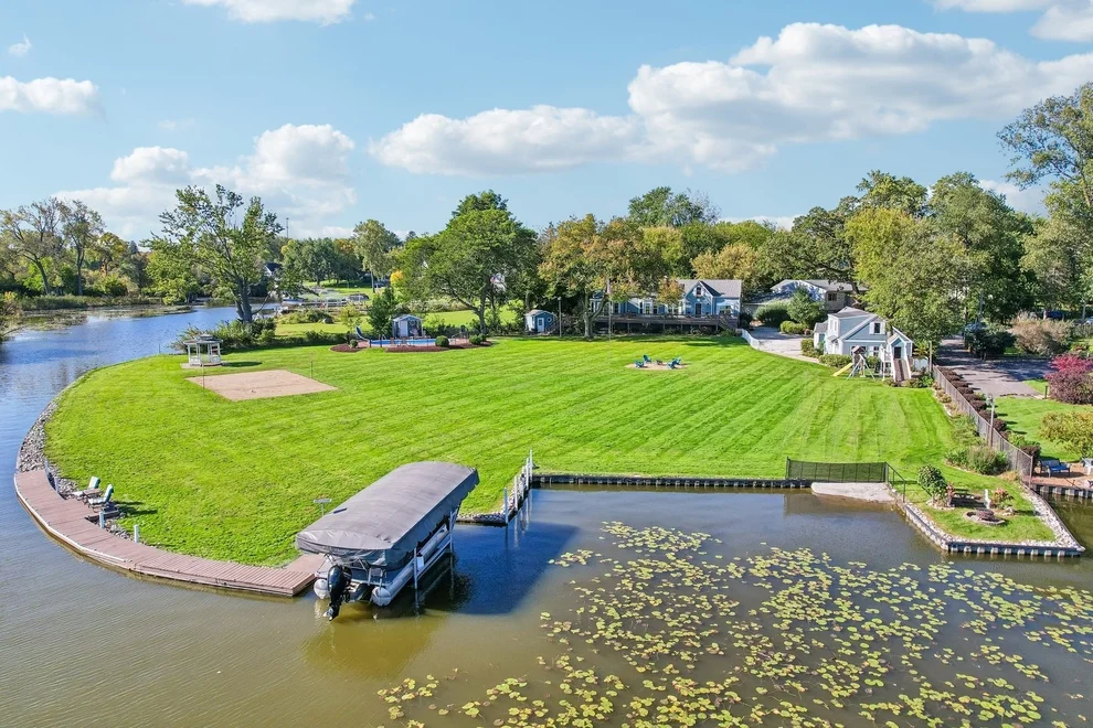 Unit for sale at 26137 W Stanton Bay Road, Ingleside, IL 60041