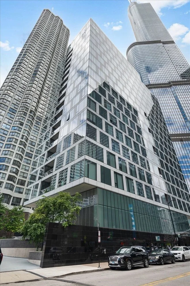 Unit for sale at 403 N Wabash Avenue, Chicago, IL 60611