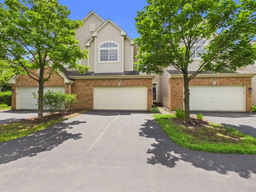Unit for sale at 6067 CANTERBURY Lane, Hoffman Estates, IL 60192