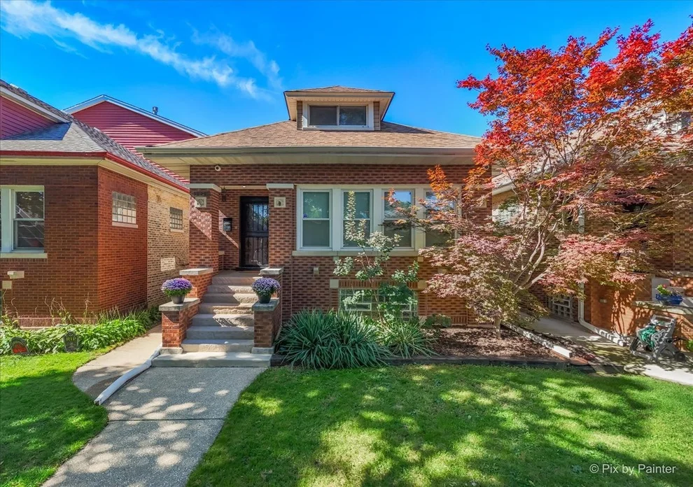 Unit for sale at 5824 N Fairfield Avenue, Chicago, IL 60659