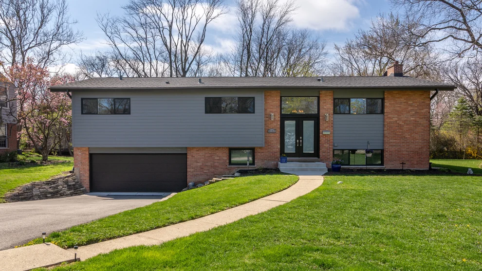 Unit for sale at 1152 Thorn Tree Lane, Highland Park, IL 60035
