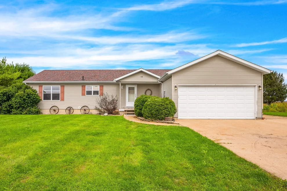 Unit for sale at 108 W Ririe Place, Flanagan, IL 61740