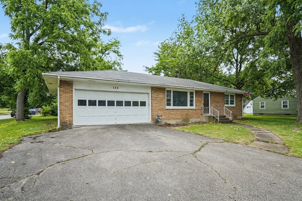 Unit for sale at 125 S River Road, North Aurora, IL 60542